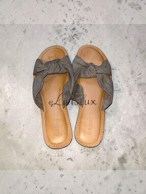 Old Navy Taupe Fabric Tie Bow Knot Sandals Size 8 GUC Simple Easy On Pool Ready